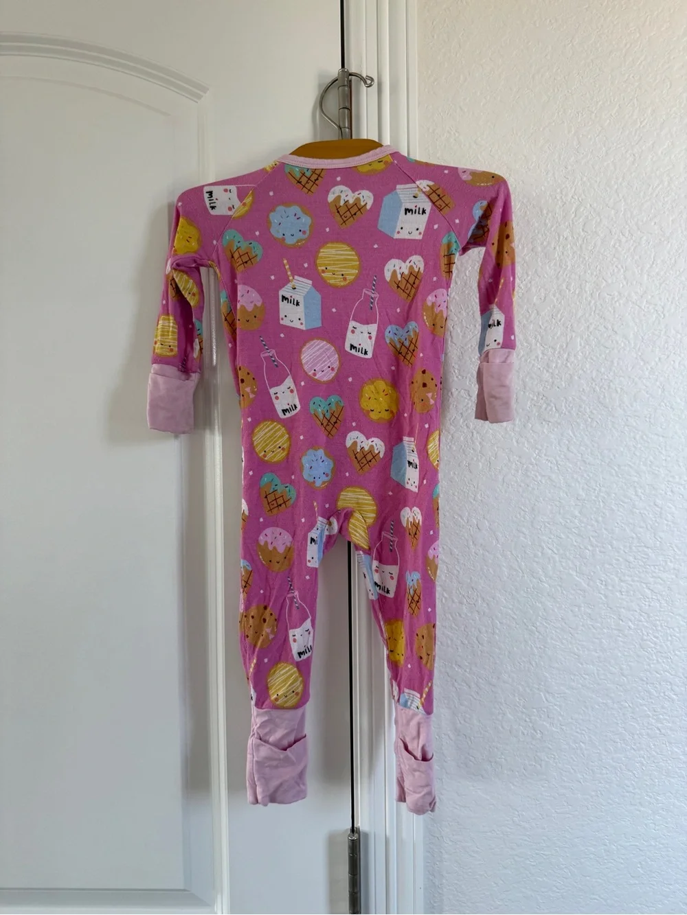 Little sleepies pink cookies and milk 6-12 months